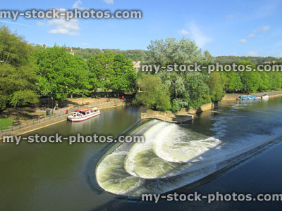 Stock image of river Avon and weir by Pulteney Bridge, Bath, England, UK