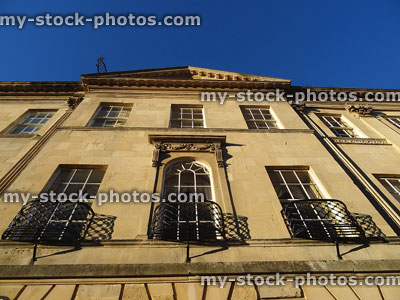 Stock image of Georgian Bath stone architecture of townhouse, looking up