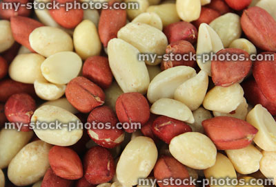 Stock image of redskin peanuts / peanut kernels, healthy energy food, protein snacks